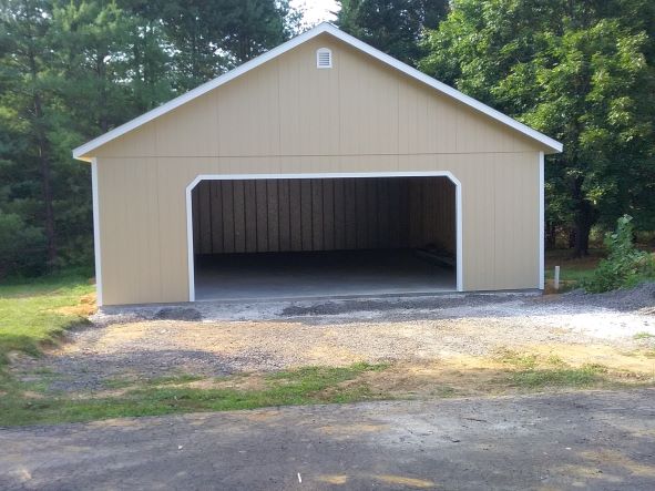 open single-door garage